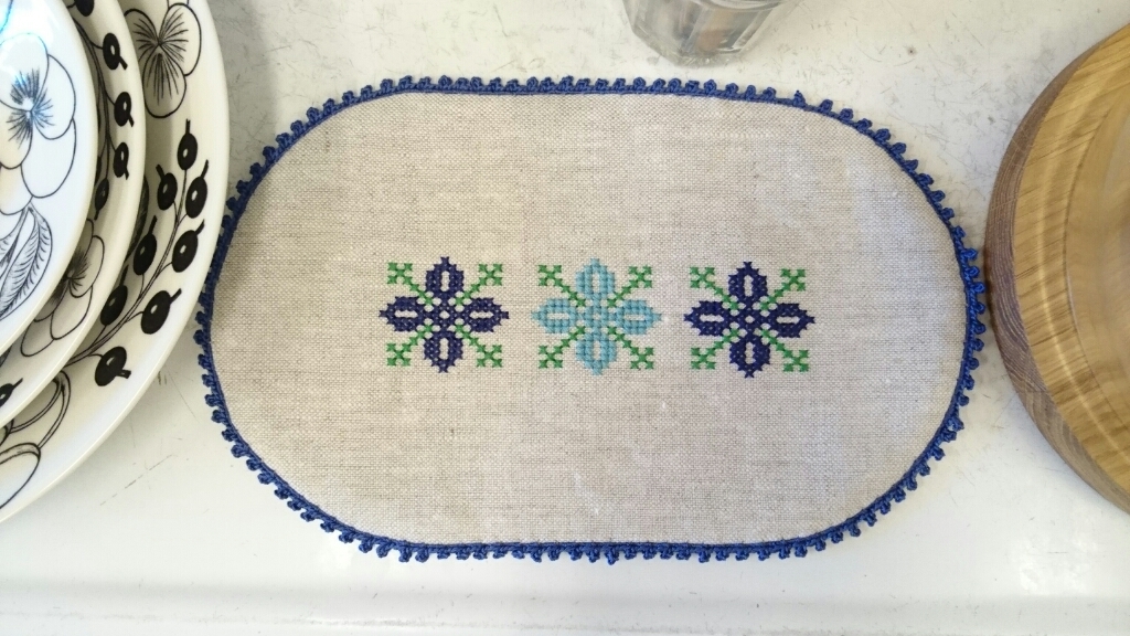 刺繍のモノ…_e0062047_21114573.jpg