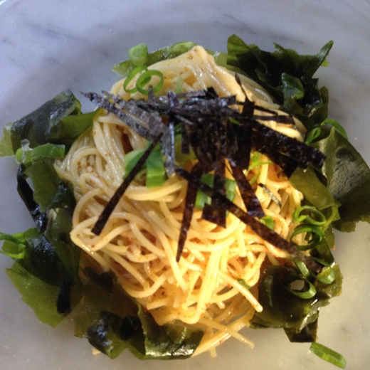 からすみとわかめの冷製パスタ_a0136671_20272.jpg