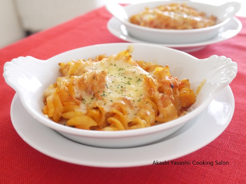 ショートパスタのトマトチーズ焼き_f0361692_11364173.jpg