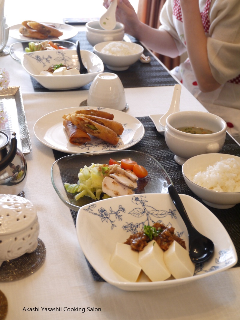 昨日は春巻きレッスン_f0361692_11381028.jpg