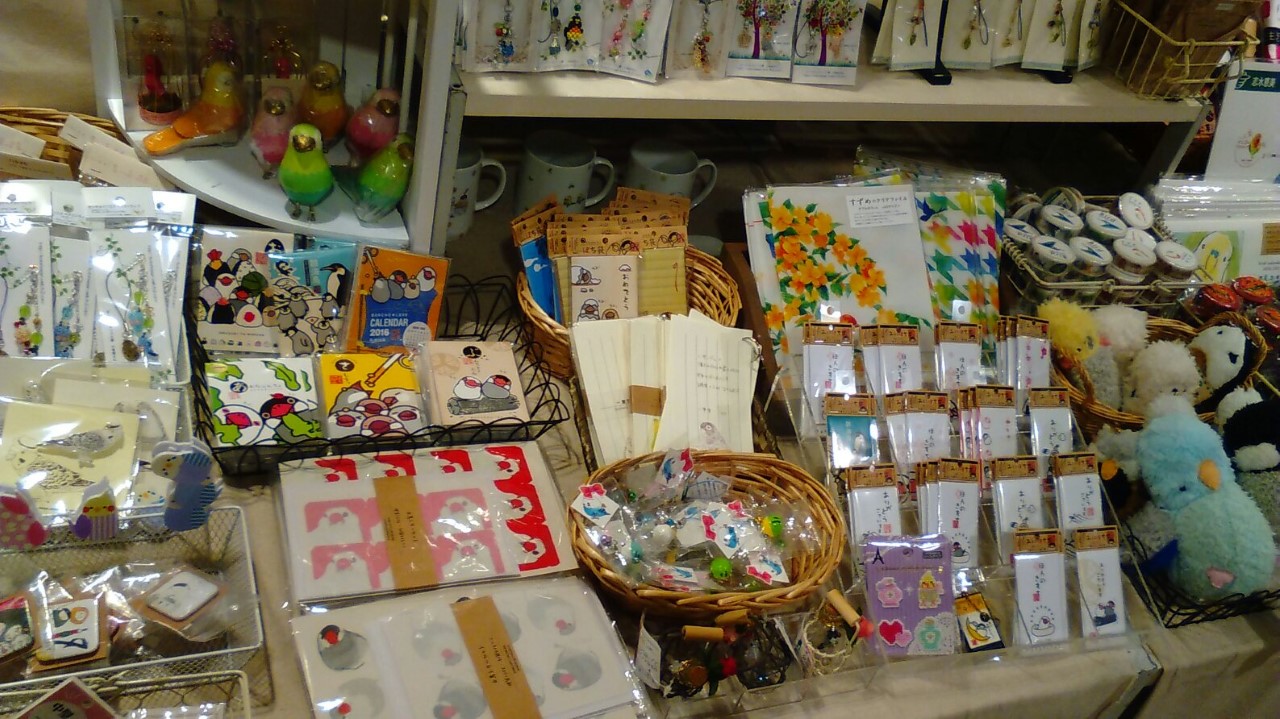 東急ハンズ梅田店常設インコと鳥の雑貨展新着情報_d0322493_23585250.jpg