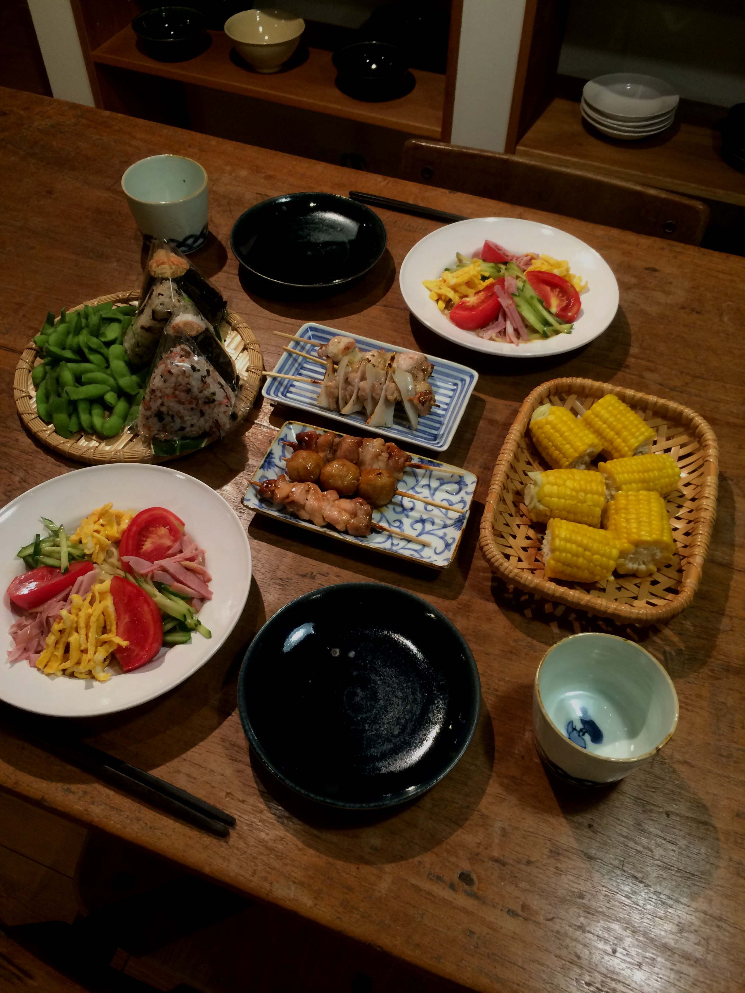青と白の器で_b0206421_14505428.jpg