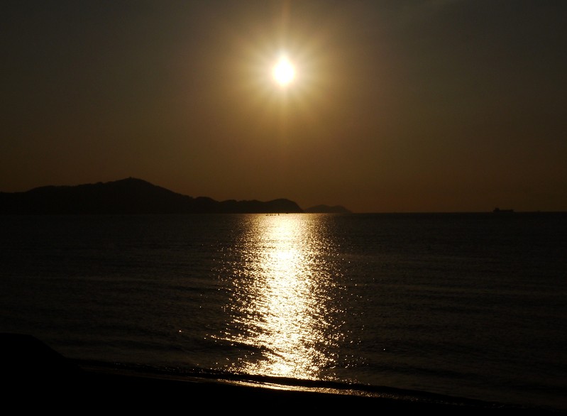 　　和歌浦湾の夕景_b0093754_2362974.jpg