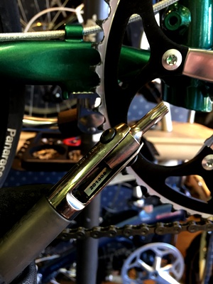 Dahon Mu Slxにチェーンリングガード装着 カルマックス タジマ 自転車屋さんの スタッフ ブログ