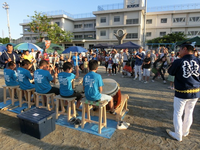力いっぱい、最高の出来! 6年生最後の舞台で太鼓披露「今泉夏まつり」_f0141310_773817.jpg