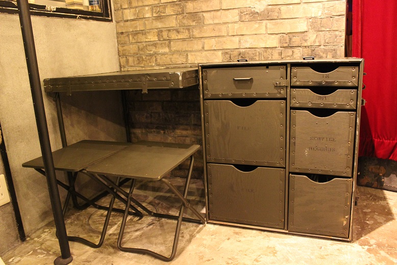 \"U.S.ARMY FIELD DESK\" 完品デッドストック ご紹介_f0191324_9354244.jpg
