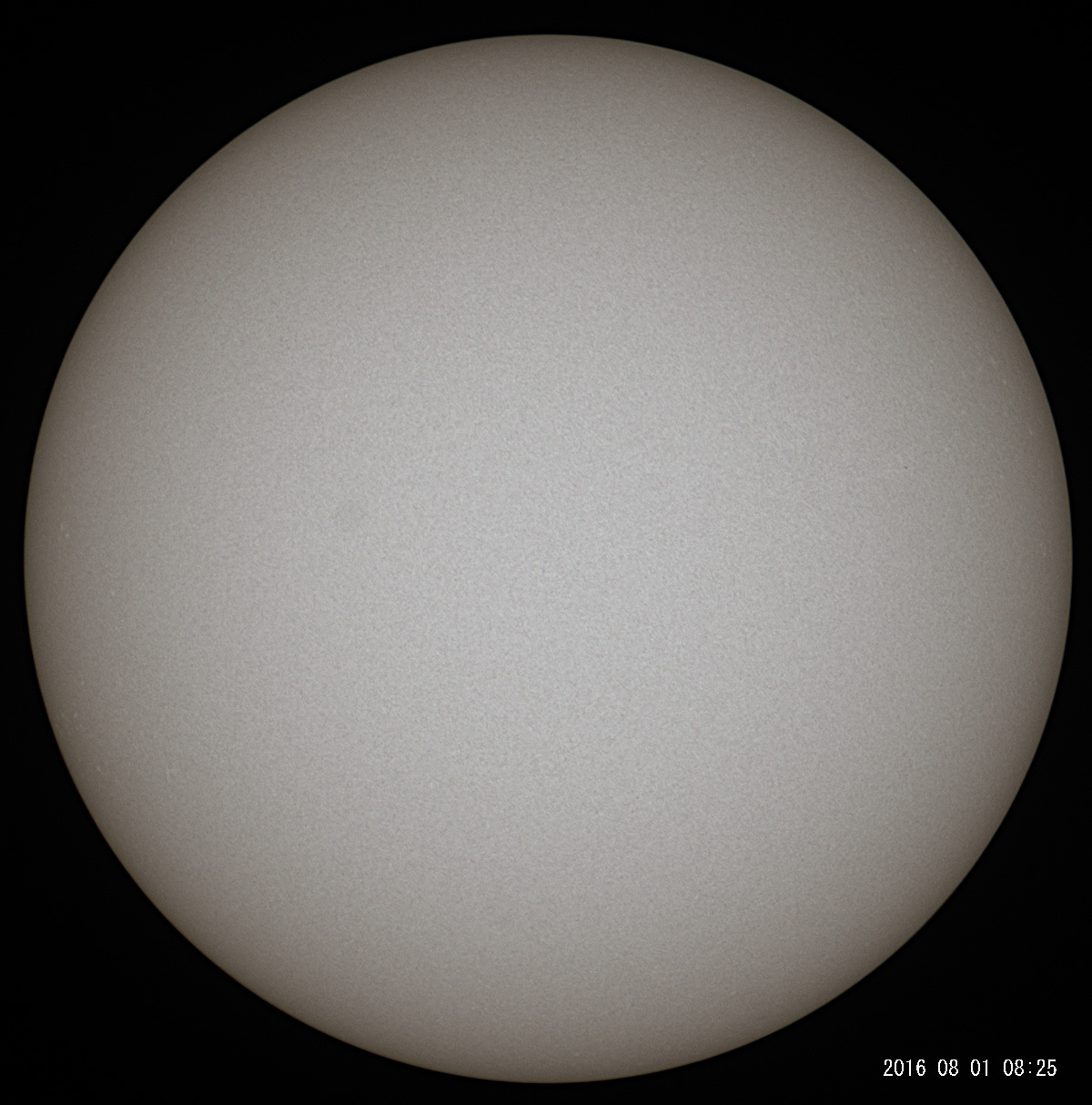 8月1日の太陽_e0174091_12061143.jpg