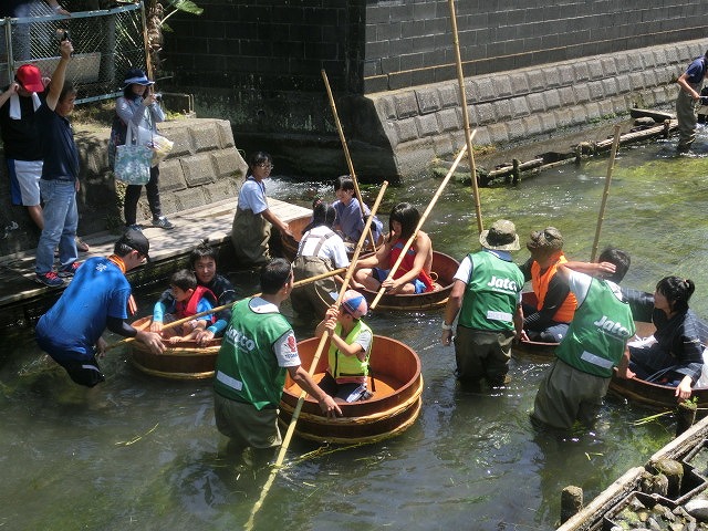 30回、記念の年の「田宿川たらい流し川祭り」_f0141310_741438.jpg