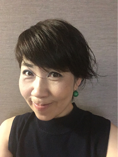 似合う色を知るのは 似合いづらい色を工夫する為です_f0249610_08503331.jpg