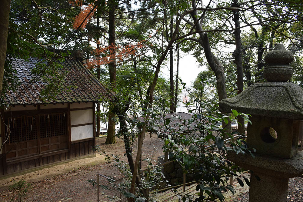 山崎合戦のまちを歩く。 その15 「明智藪~明智光秀胴塚~小栗栖八幡宮」_e0158128_21091660.jpg