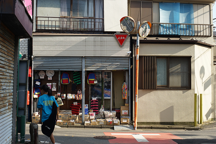 【21st Century Snapshot Man】2016 7/30　　＜Plastic City＞ 　西東京・ひばりが丘_c0035245_00442773.jpg