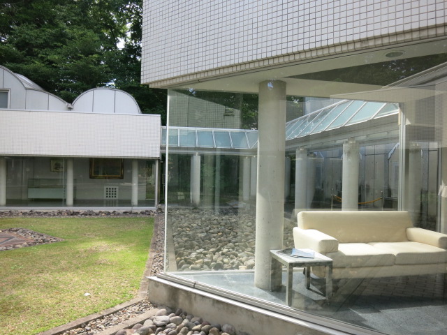 f0236260_23564100.jpg