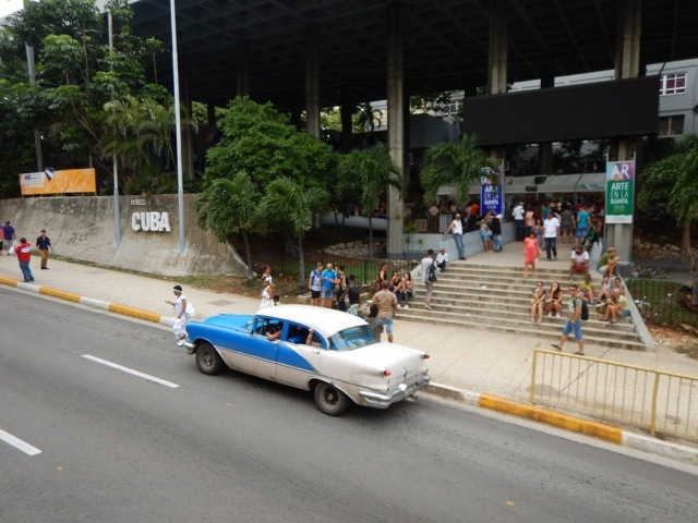 CUBA  habana  /  キューバ　ハバナ市内_b0195093_07244703.jpg