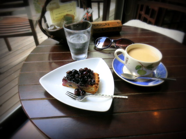 f0236260_0492487.jpg