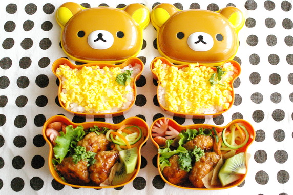 今日の鶏つくね弁当_d0327373_9103815.jpg