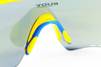 RUDYPROJECT(ルディプロジェクト)2017年限定エティックス・クイックステップ特別モデル先行発売!_c0003493_1024745.jpg