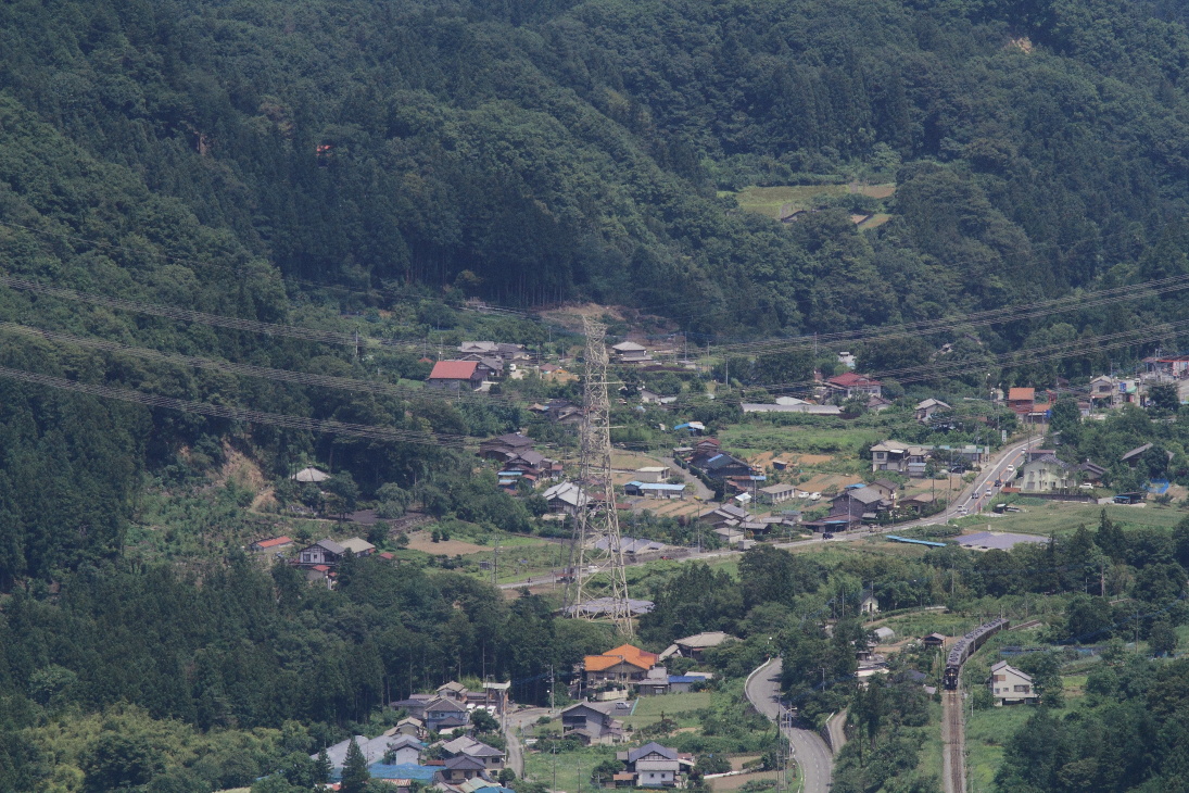 山里を切り裂く - 2016年夏・秩父 - _b0190710_23321569.jpg