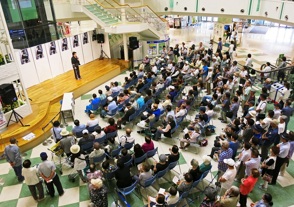 冬酒場・発売記念ミニライブ・アリオ深谷_b0083801_00161412.jpg
