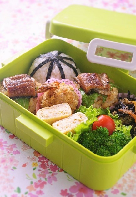 今週のお弁当_f0168317_12571281.jpg