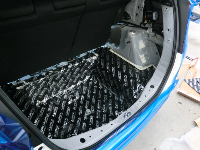 車内静音 フロアー編_c0360321_22500357.jpg