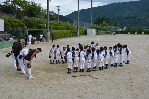 みよし市南部少年野球クラブと練習試合 その2_d0010630_6305359.jpg