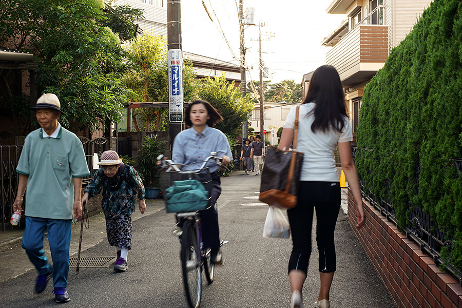 【21st Century Snapshot Man】2016 7/30　　＜Plastic City＞ 　西東京・ひばりが丘_c0035245_02071857.jpg