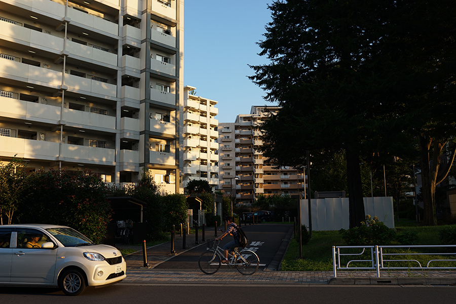 【21st Century Snapshot Man】2016 7/30　　＜Plastic City＞ 　西東京・ひばりが丘_c0035245_02104979.jpg