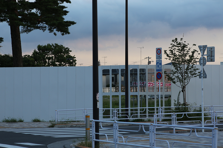 【21st Century Snapshot Man】2016 7/30　　＜Plastic City＞ 　西東京・ひばりが丘_c0035245_02150746.jpg