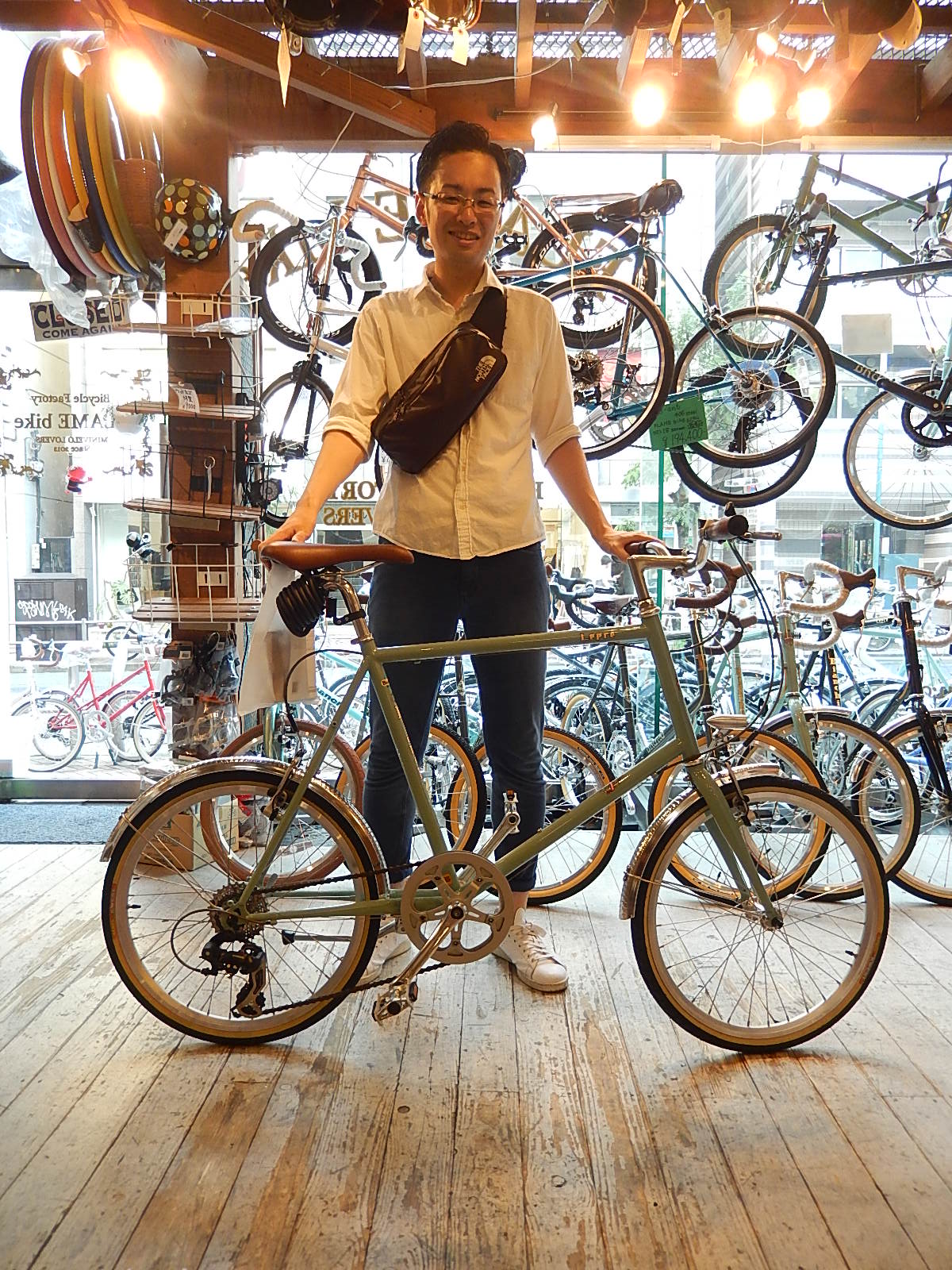 8月6日 渋谷 原宿 の自転車屋 FLAME bike前です_e0188759_1725857.jpg