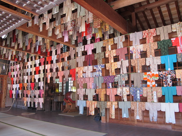 八幡古表神社の傀儡子舞と神相撲　　2016.8.6（土）_a0166196_21345146.jpg