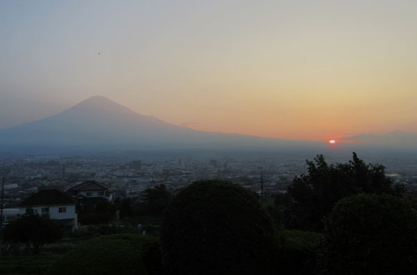 富士宮市から富士山を_e0048413_1742599.jpg