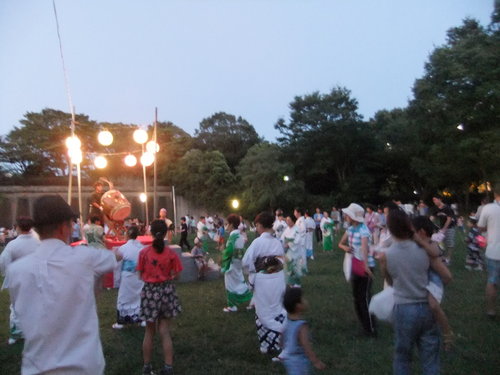 夜市で夕涼み..._b0137932_2022304.jpg