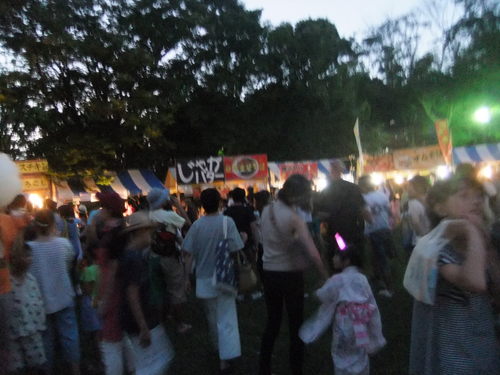 夜市で夕涼み..._b0137932_2023545.jpg