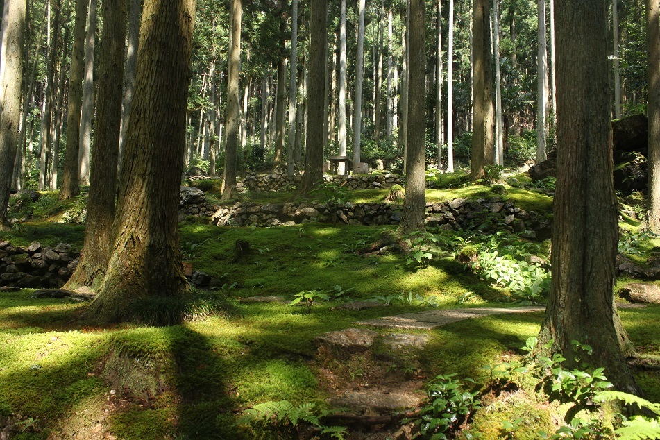 f0351844_01091954.jpg