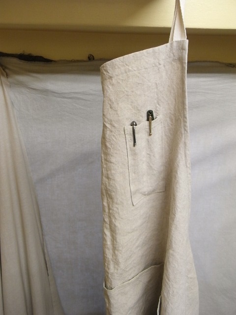 frenchwork linen apron_f0049745_15213645.jpg