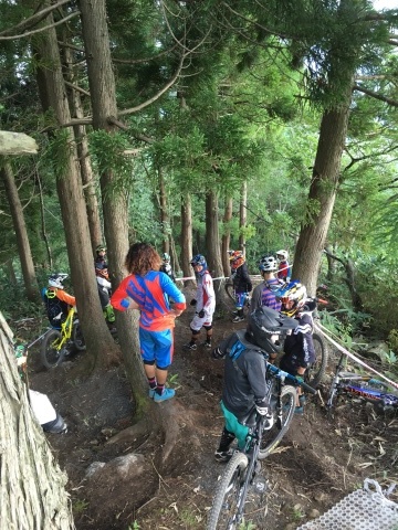 b0164252_22431986.jpeg
