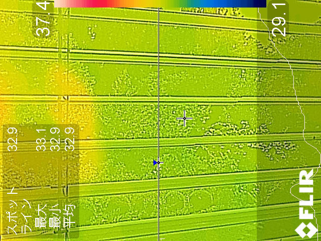 外付ブラインドと日射遮蔽と断熱ガラスの温度　1_e0054299_16262534.jpg