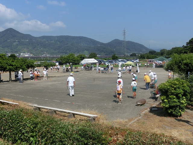 猛暑の中でも子供たちは元気いっぱい！　第21回富士市ジュニアゲートボール大会_f0141310_7523485.jpg