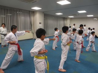 星置・明日風教室 暑さに負けず元気に稽古!_c0118332_220128.jpg