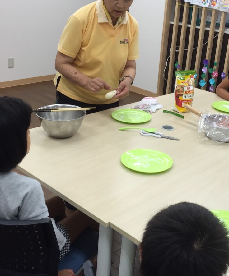 本日、くねくねパン作りましたョ~_f0065444_18301077.jpg