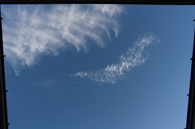 空を見上げる習慣_d0249193_1324233.jpg