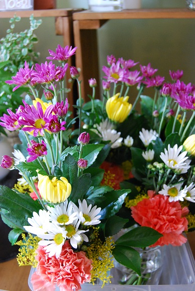 お盆の仏花、墓花お用意できています。_a0201358_17194382.jpg