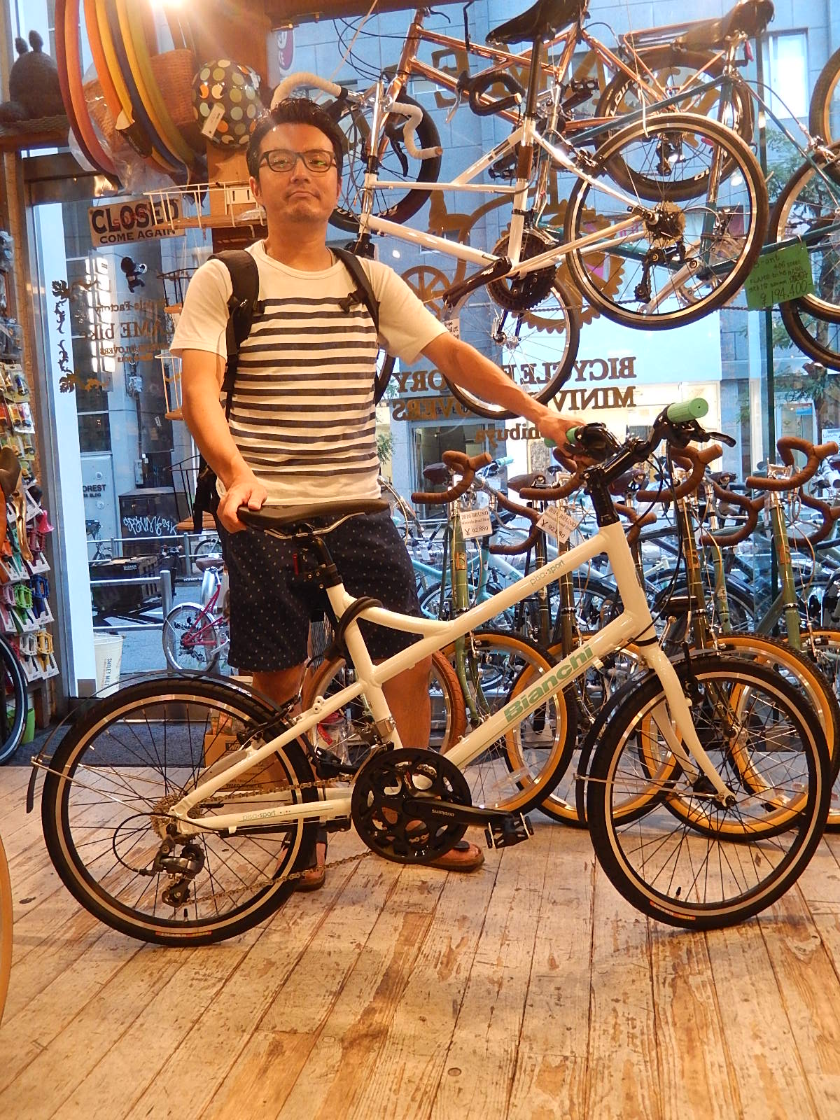 8月9日　渋谷　原宿　の自転車屋　FLAME bike前です_e0188759_2015647.jpg
