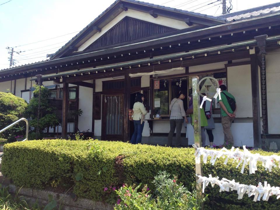 弁財天と夫婦関係の神社　龍口明神社_c0361995_00424717.jpg