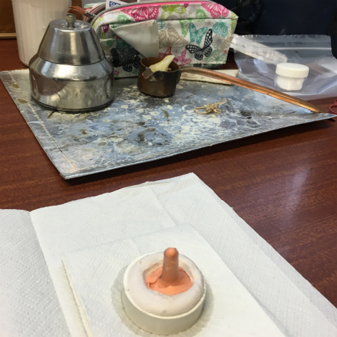 簡単おいしいピクニックメニューと、義眼作り。_a0215008_17330841.jpg