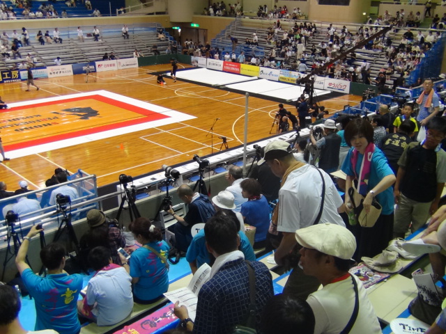 f0231709_22362224.jpg