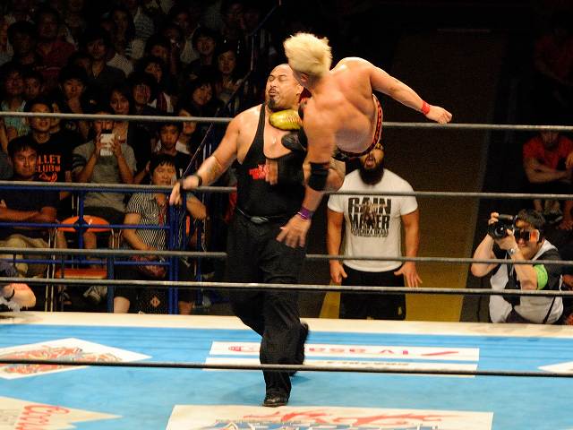 新日本プロレス「G1CLIMAX26」@横浜文化体育館_b0000829_8535287.jpg