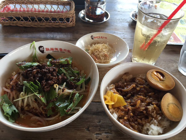 石川（野々市）：髭鬚張魯肉飯 金沢工大前店 （ひげちょうるうろうはん）冷やし担々麺_b0089578_11223672.jpg