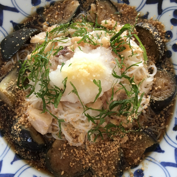 暑い日にはぶっかけそうめんと桃パスタ!_b0065587_19333640.jpg