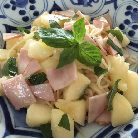 暑い日にはぶっかけそうめんと桃パスタ!_b0065587_19333670.jpg
